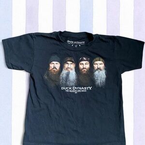 LAST CHANCE Duck Dynasty Kids Tee - The Beards Are Back size small 6/7